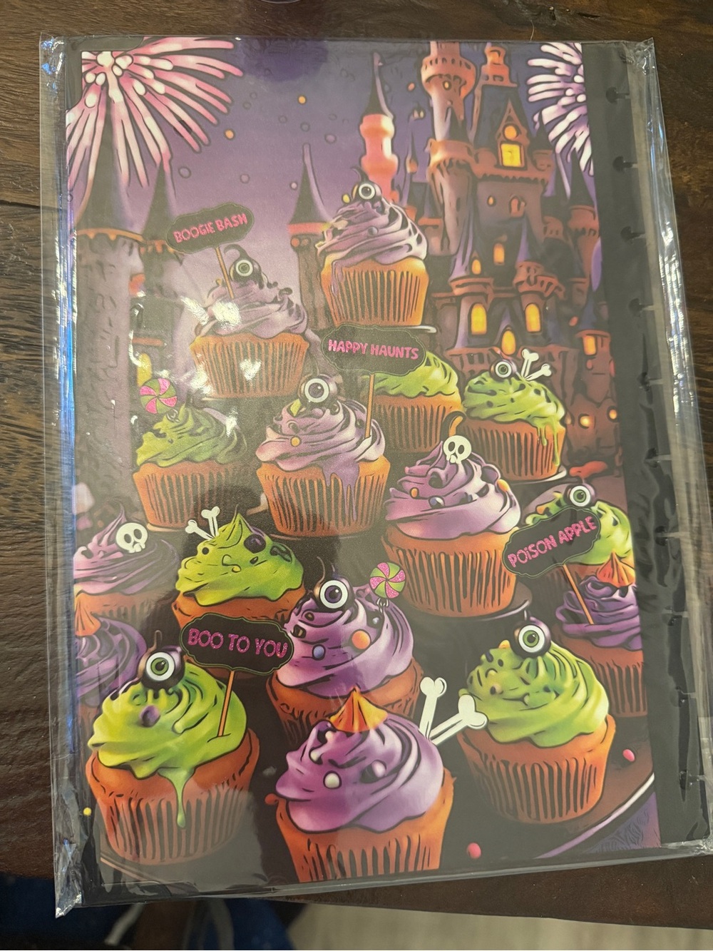 Brand New The Daily Grind Halloween Planner Cover and Dividers - Picture 5 of 5